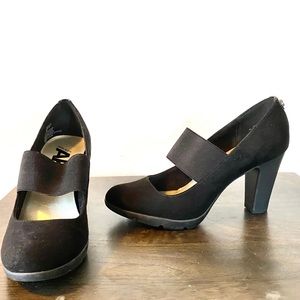 Anne Klein Sport Oxey Mary Jane Heals Size 7M